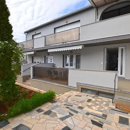 Katy Apartament *