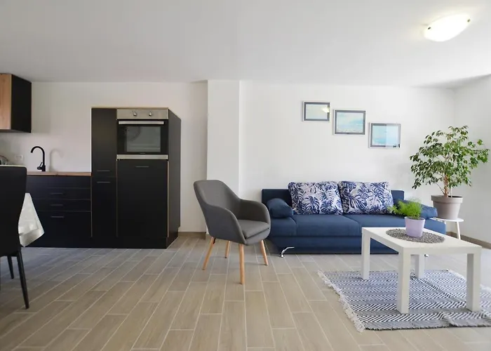 Katy Apartament *